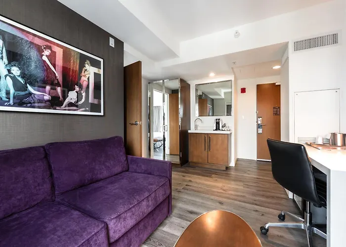 The Godfrey Hotel 4*