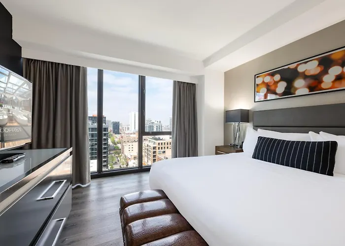 The Godfrey 4* Chicago