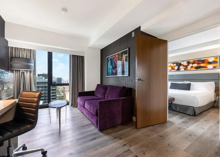 The Godfrey Hotel 4*