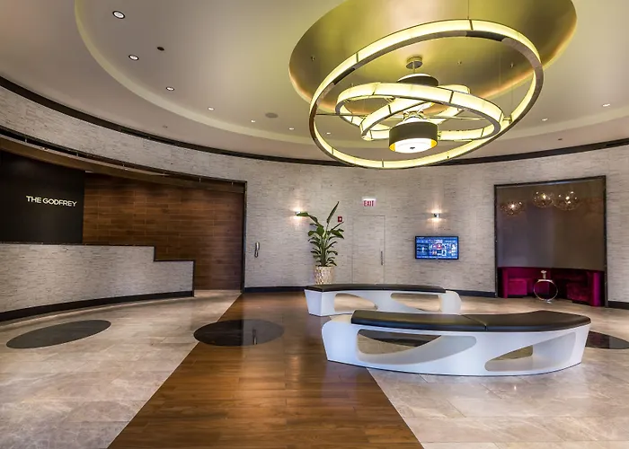 Hotel The Godfrey 4*
